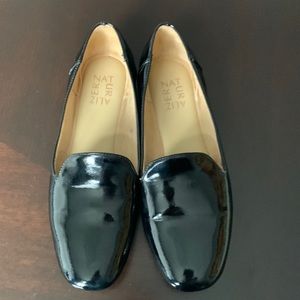 Black patent flats